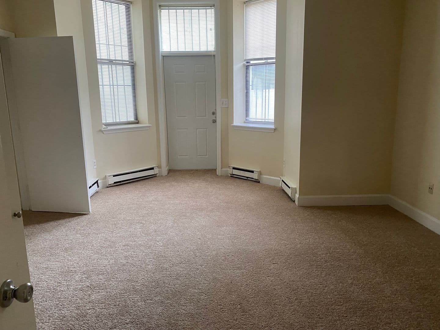 Baltimore Apartment: 1518 Park Avenue
