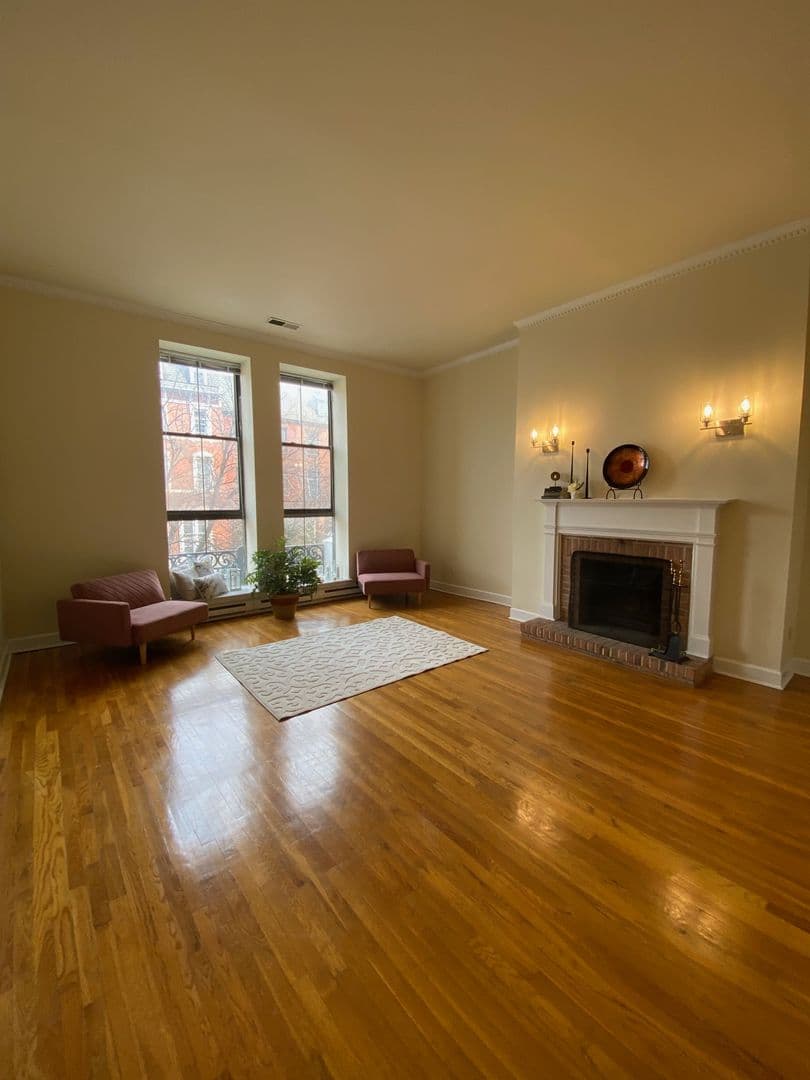 Baltimore Apartment: 1518 Park Avenue