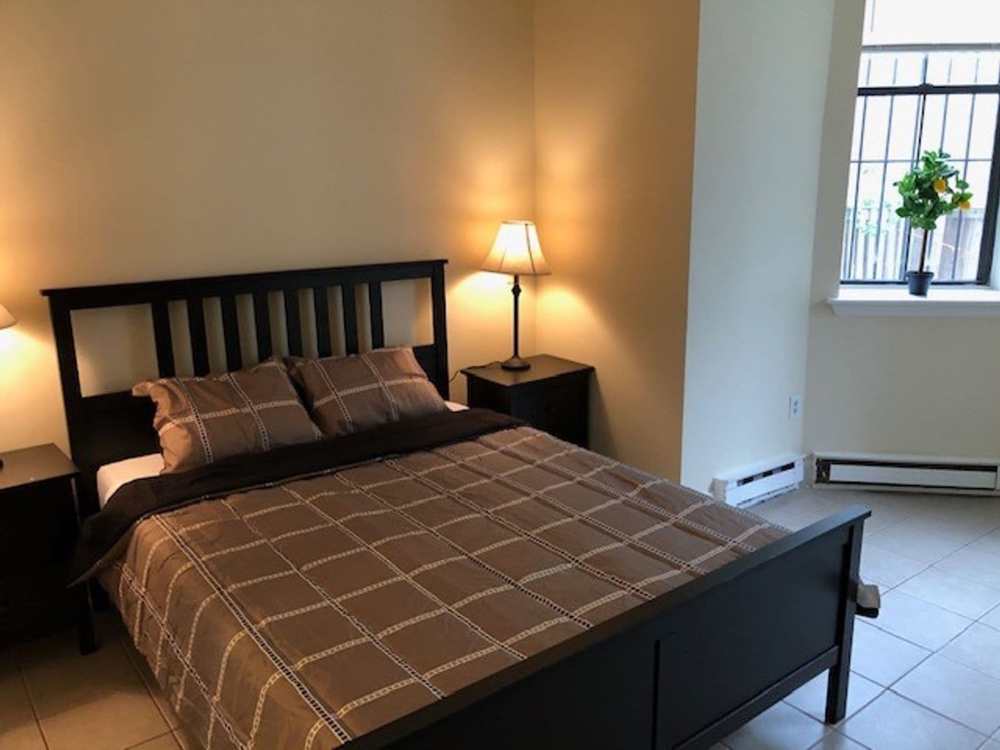 Baltimore Apartment: 1518 Park Avenue