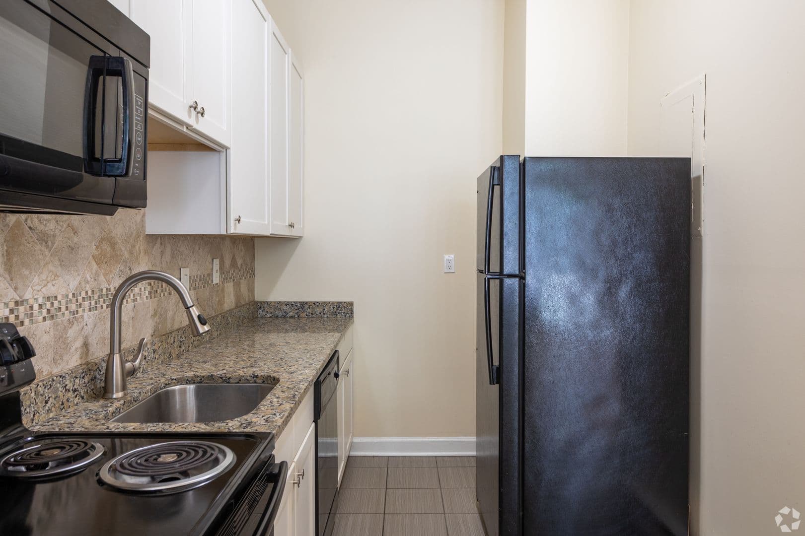 Baltimore Apartment: 1518 Park Avenue