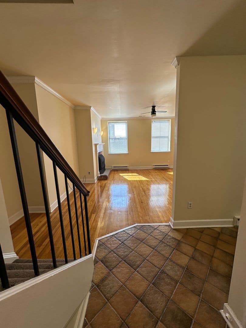 Baltimore Apartment: 1518 Park Avenue