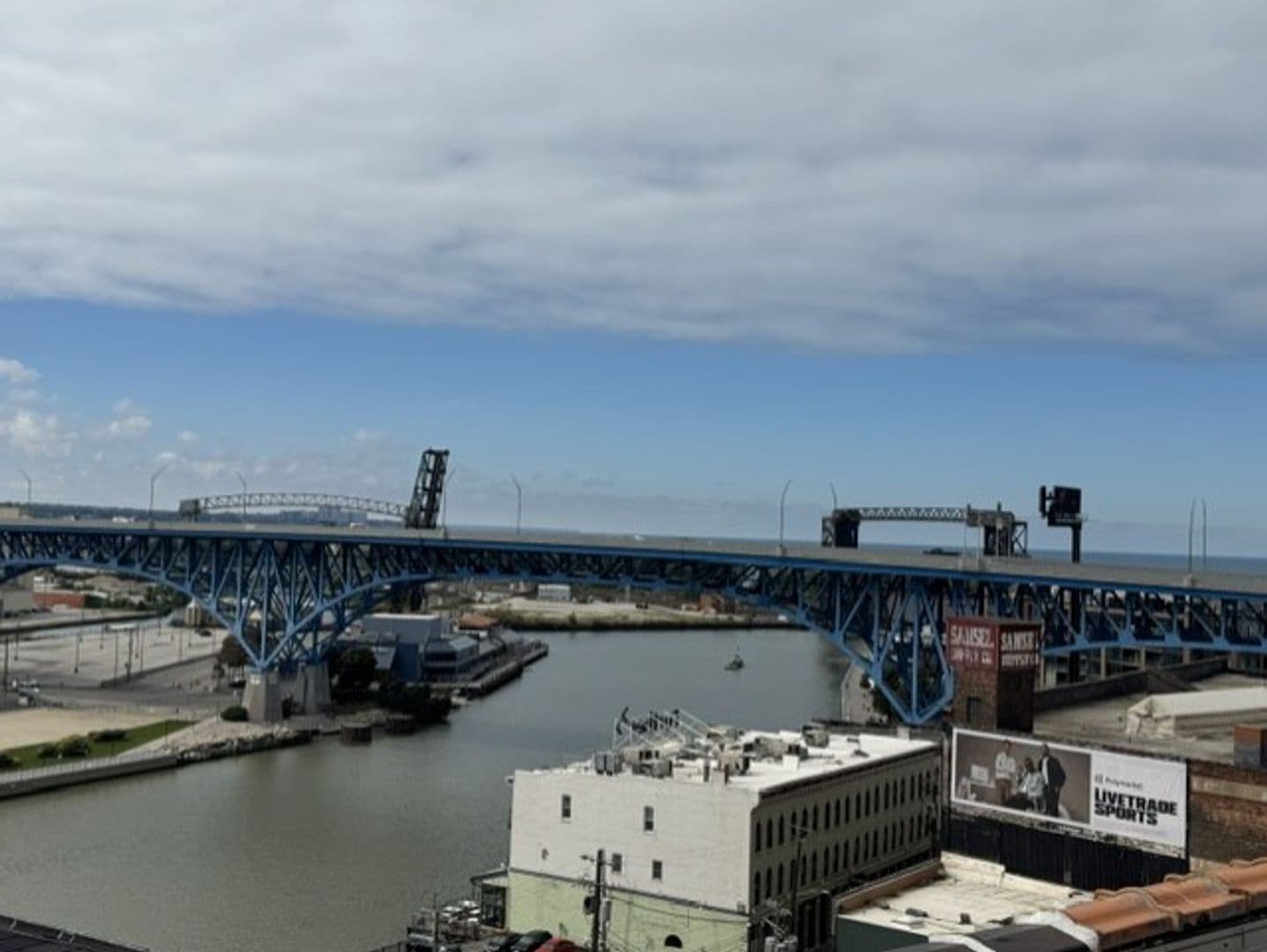 Cleveland Apartment: 1300 West Ninth Street
