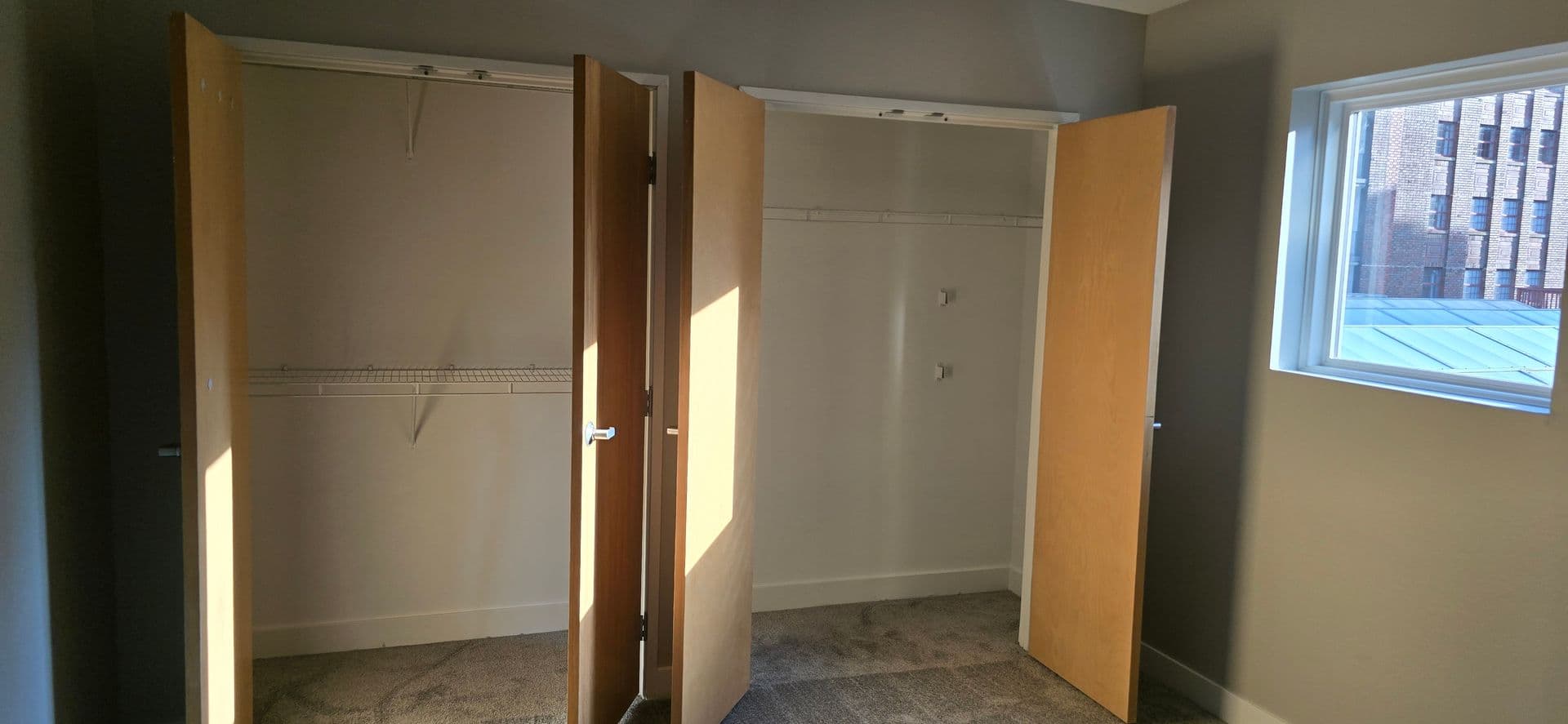 Cleveland Apartment: 1300 West Ninth Street