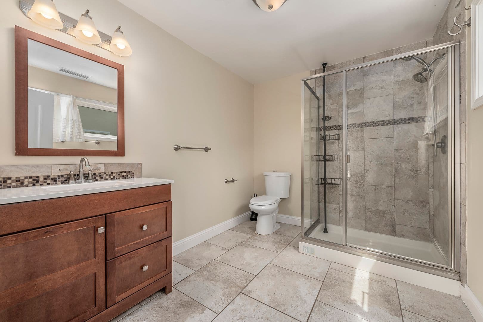 San Jose House: 560 W Virginia Street