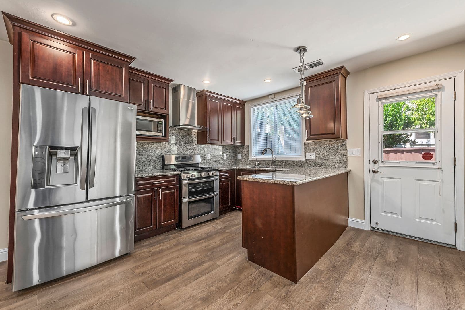 San Jose House: 560 W Virginia Street