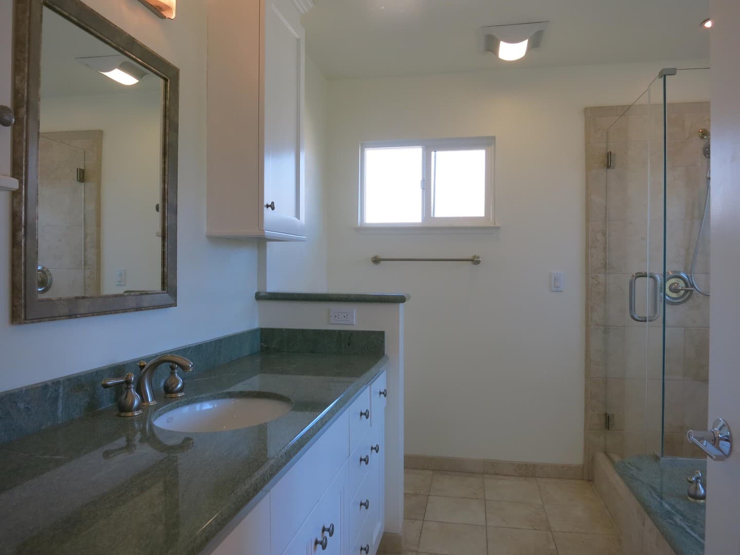 San Jose House: 984 Orchid Way