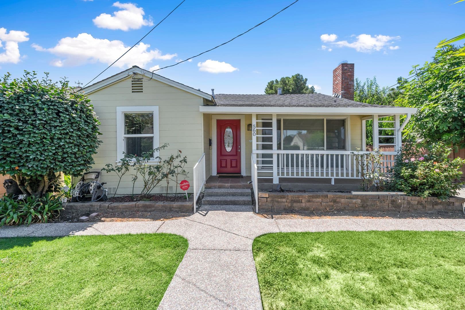 San Jose House: 560 W Virginia Street
