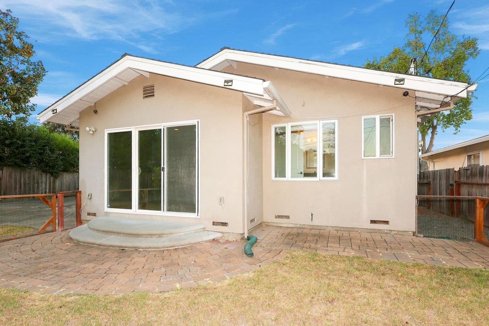 San Jose House: 984 Orchid Way
