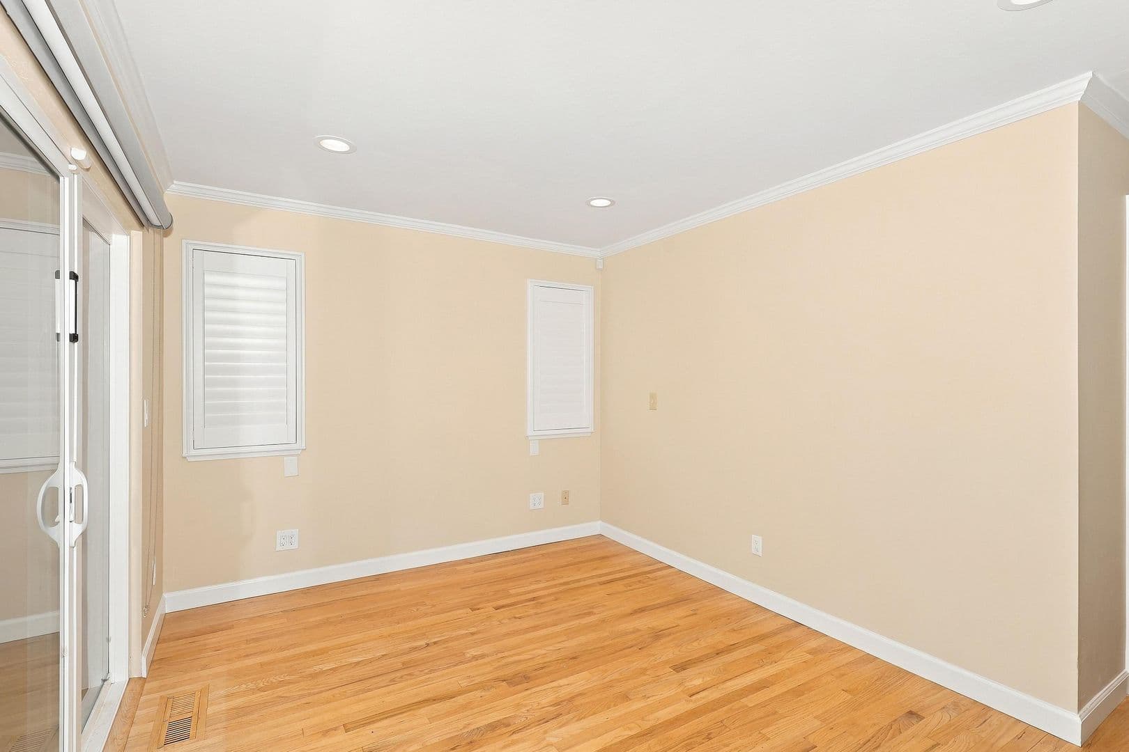 San Jose House: 984 Orchid Way