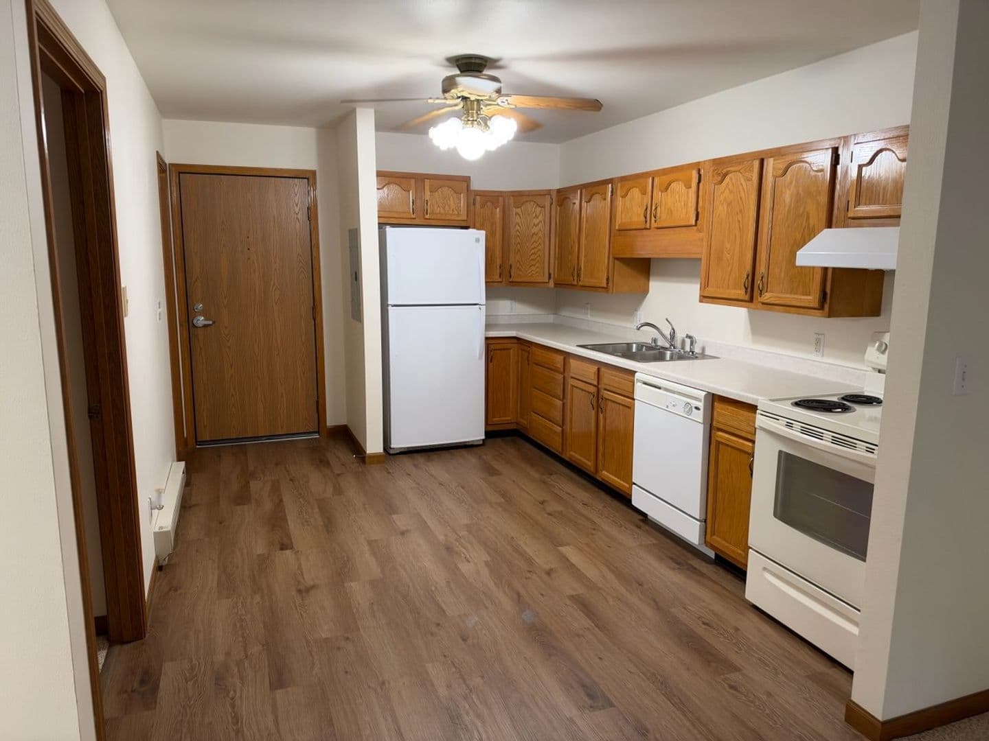 Lake Tomahawk Apartment: 7107-7109 State Hwy 47