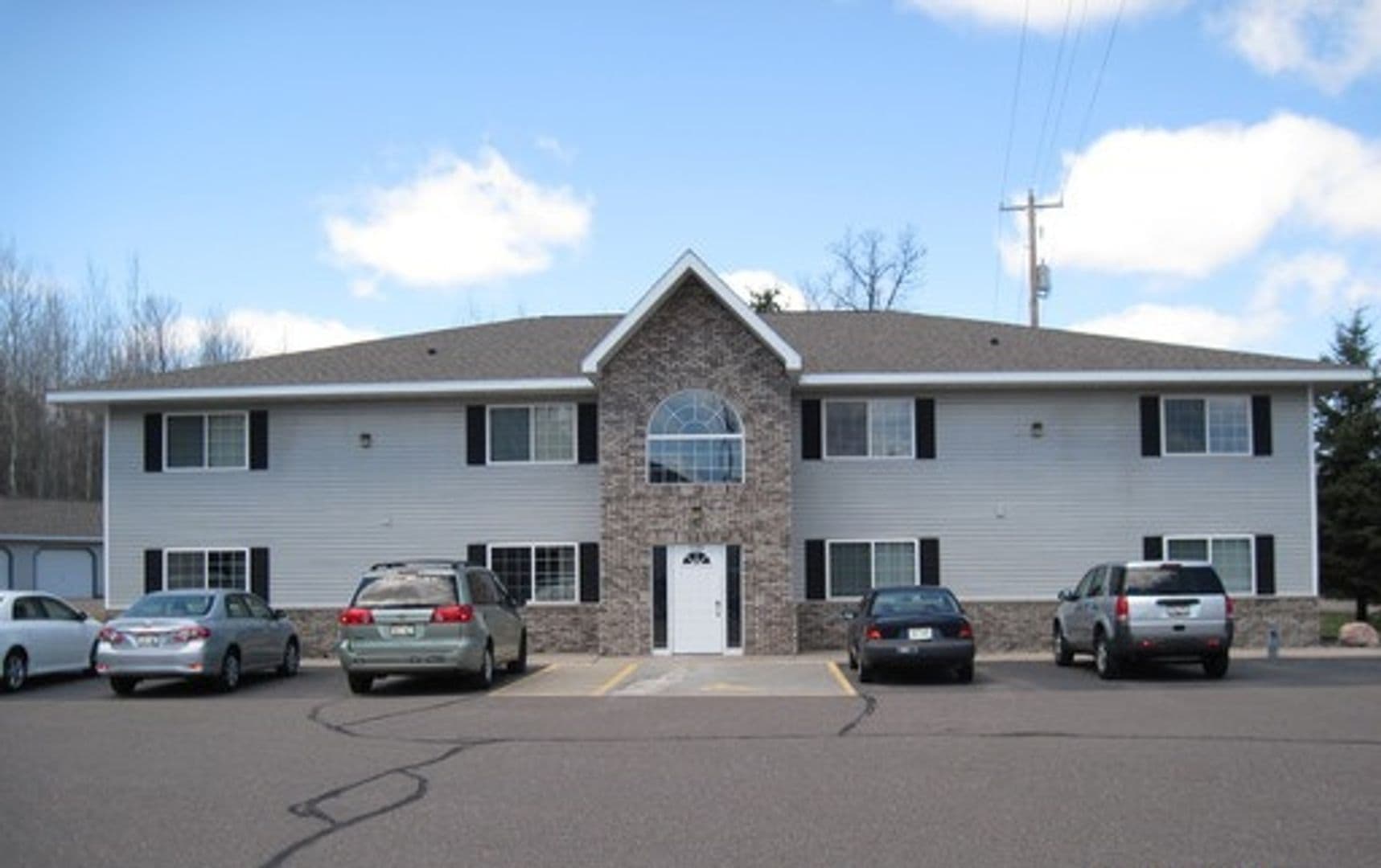 Lake Tomahawk Apartment: 7107-7109 State Hwy 47