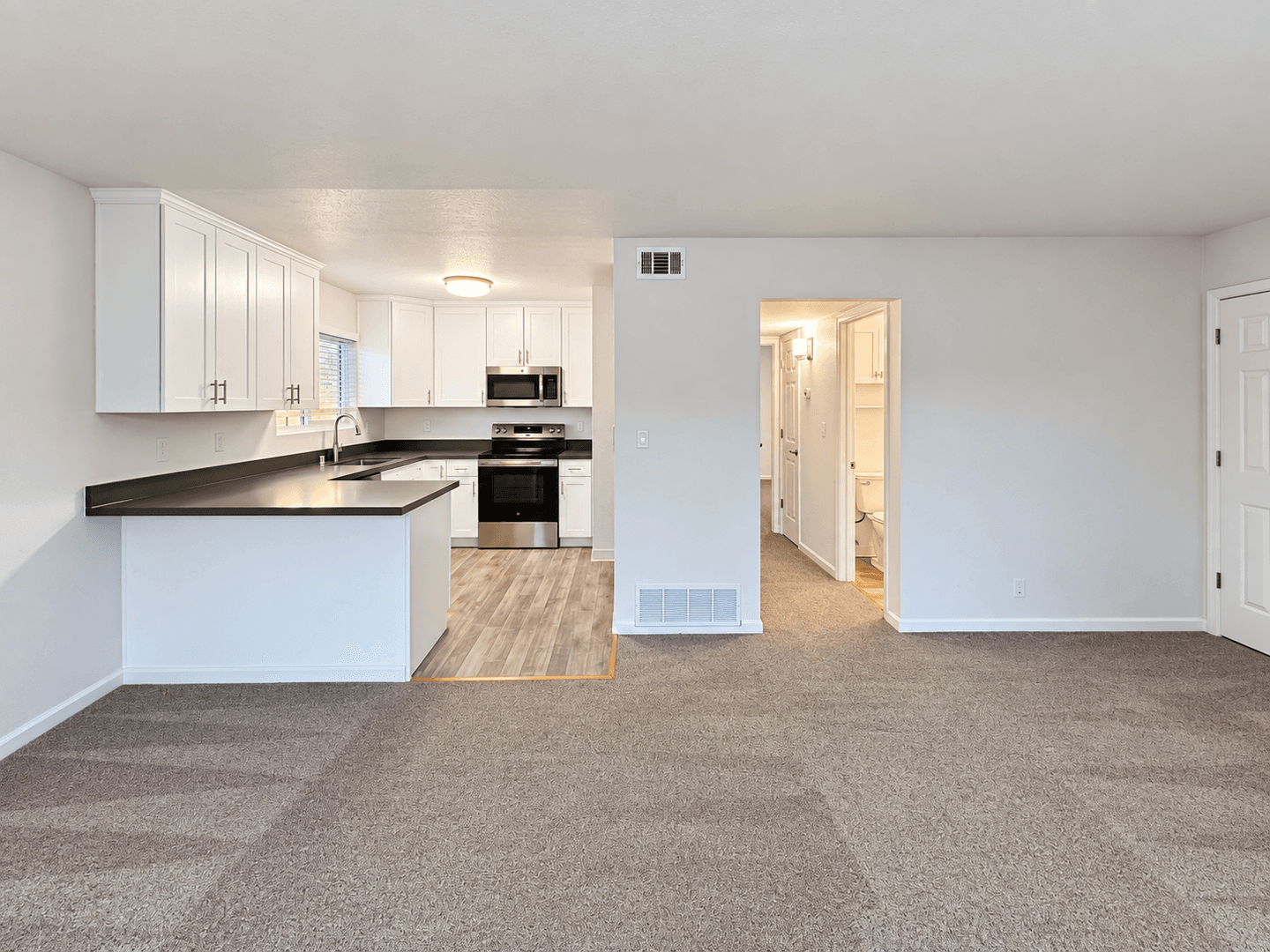 Santa Clara Apartment: 3489 Agate Drive #3