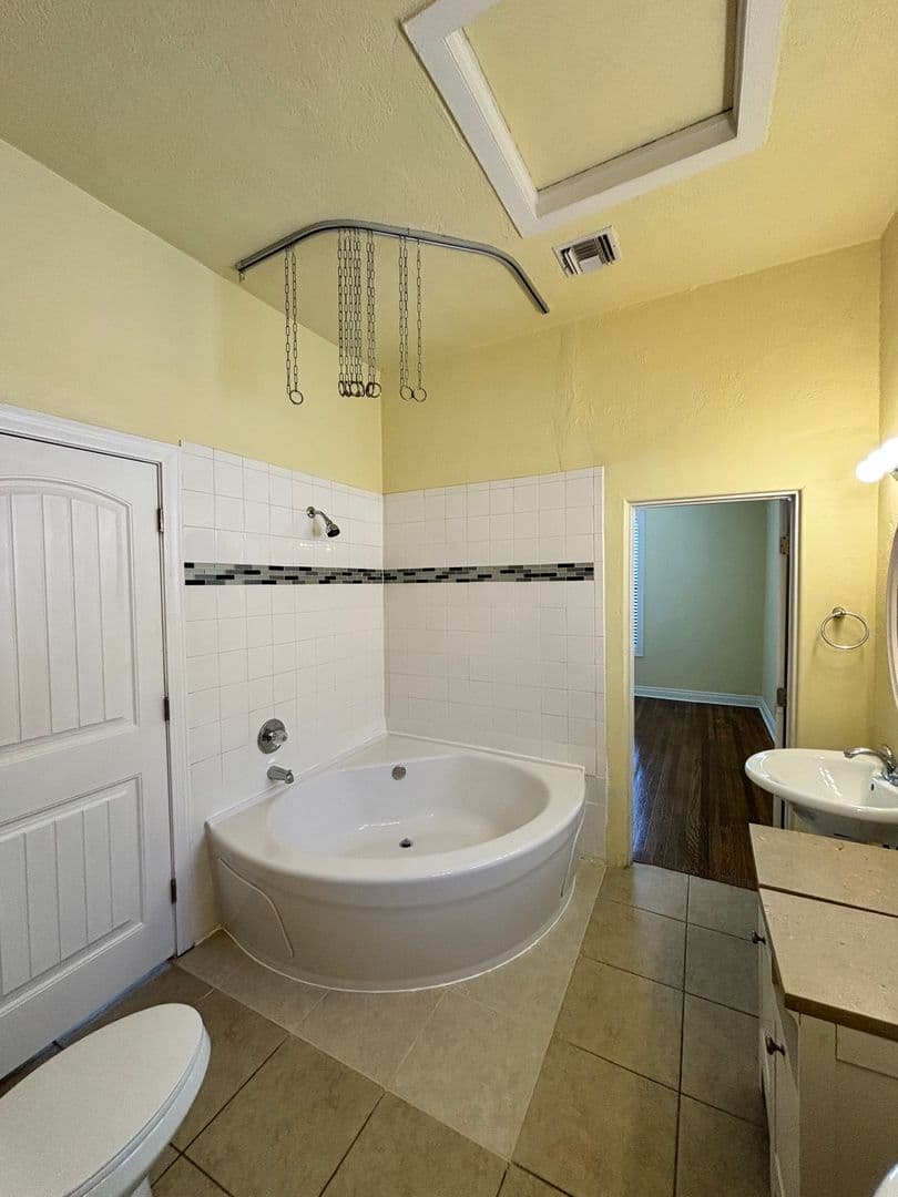 Tucson Townhome: 242 N 2nd Ave