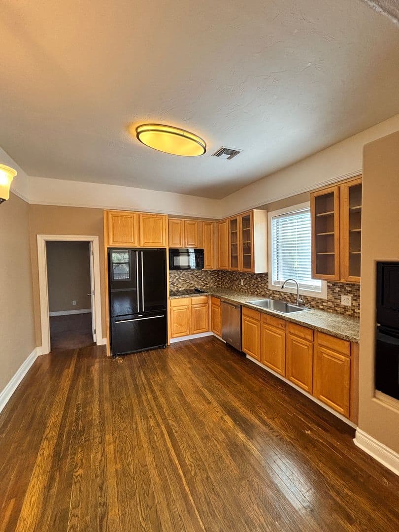 Tucson Townhome: 242 N 2nd Ave