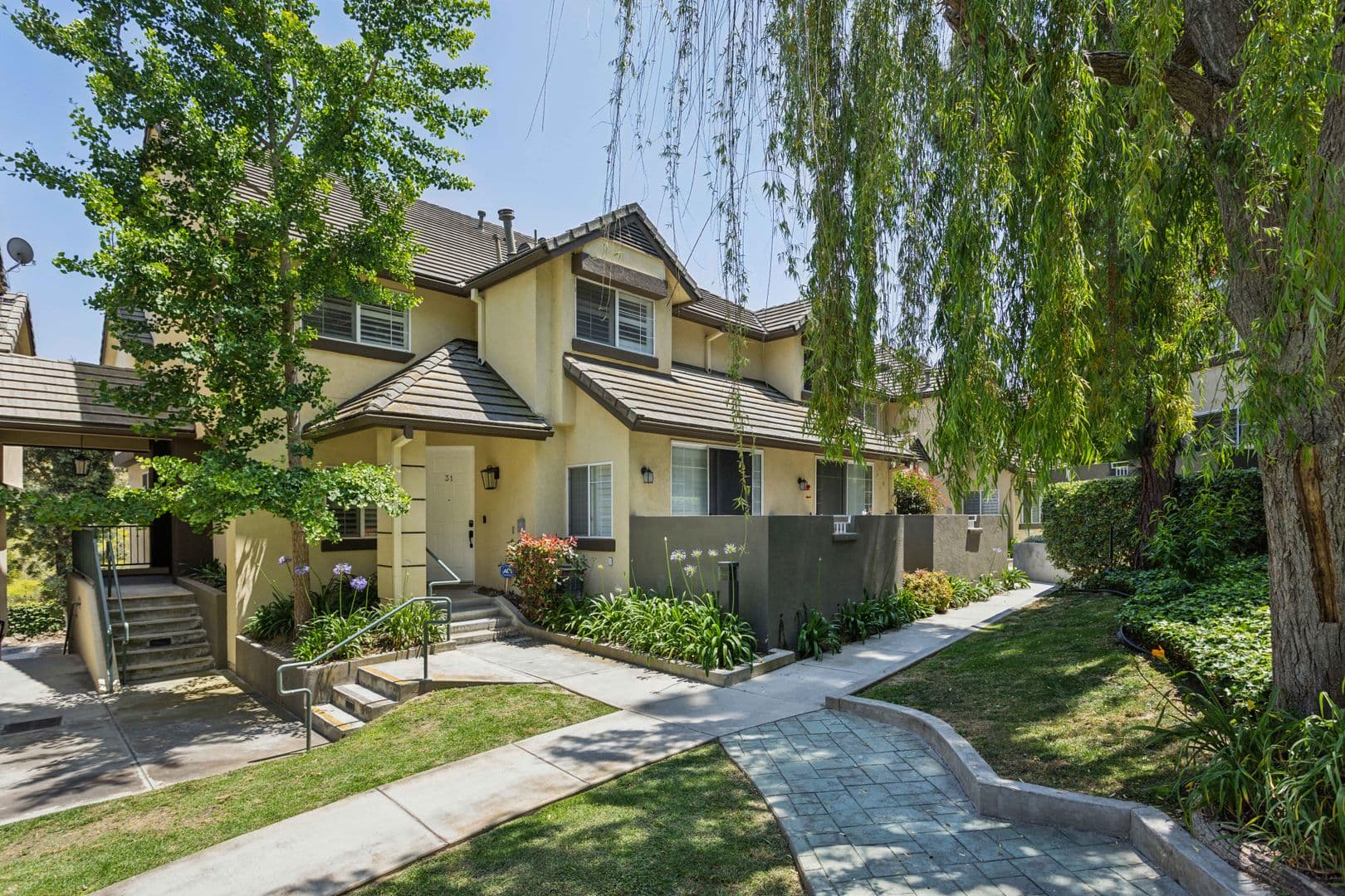 Los Angeles House: 4600 Don Lorenzo Dr
