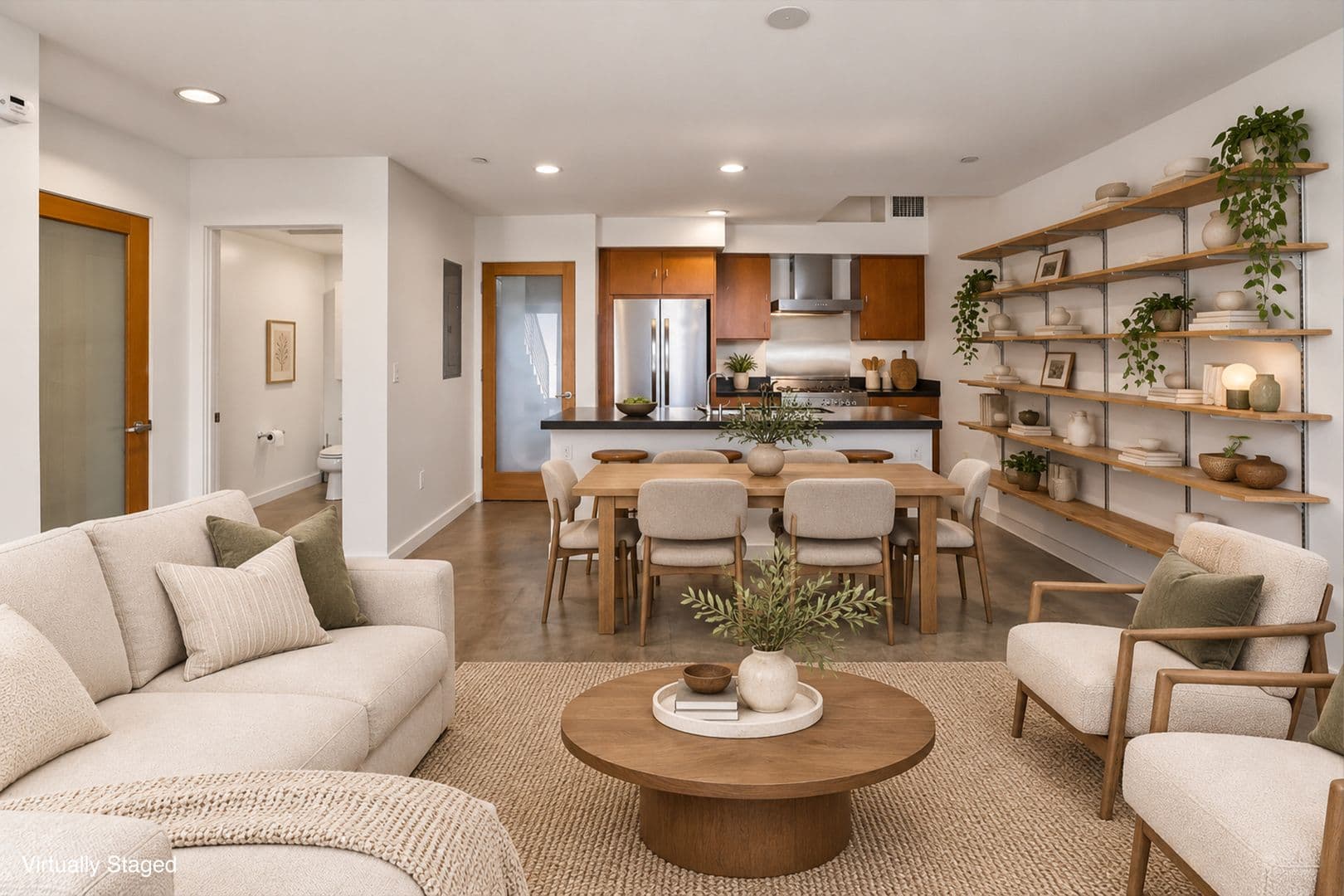 Los Angeles House: 1120 N El Centro Ave