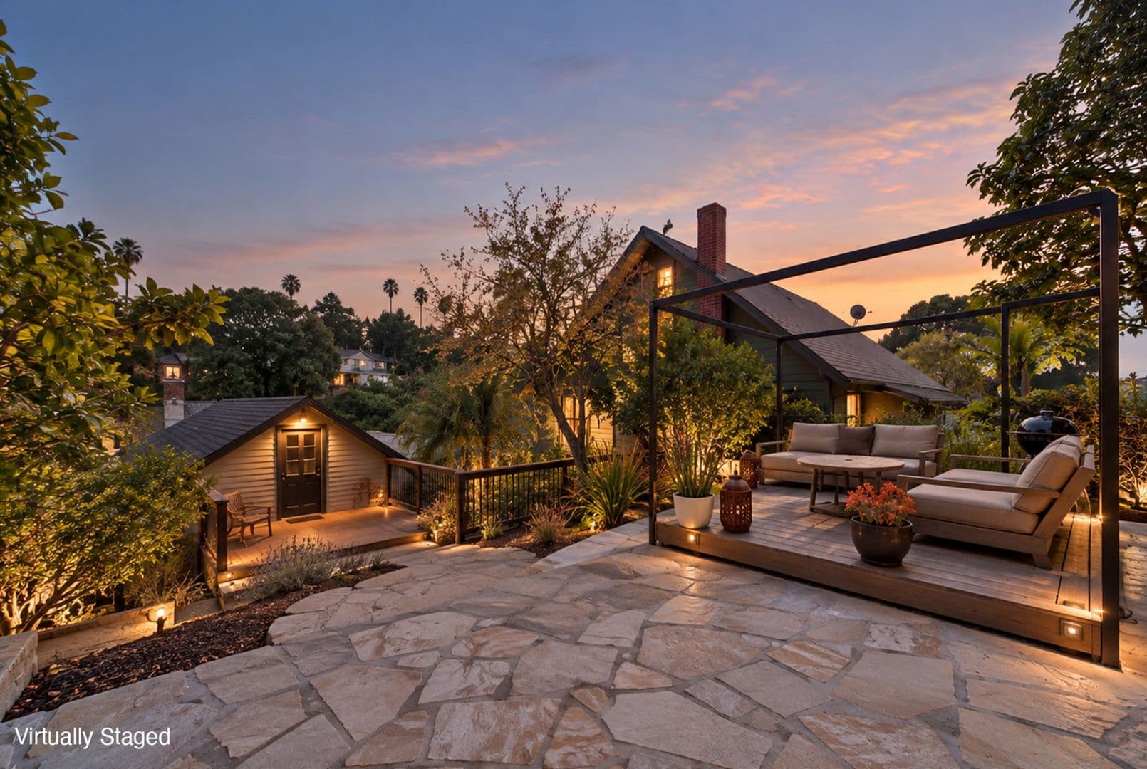 Los Angeles House: 2229 Echo Park Ave