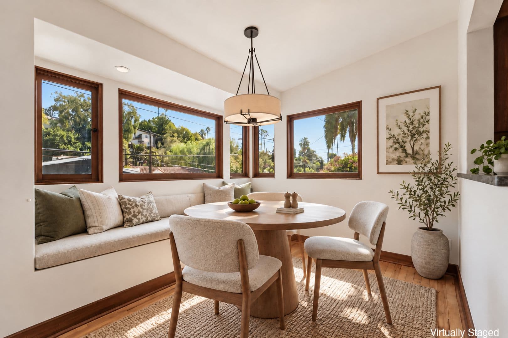 Los Angeles House: 2229 Echo Park Ave