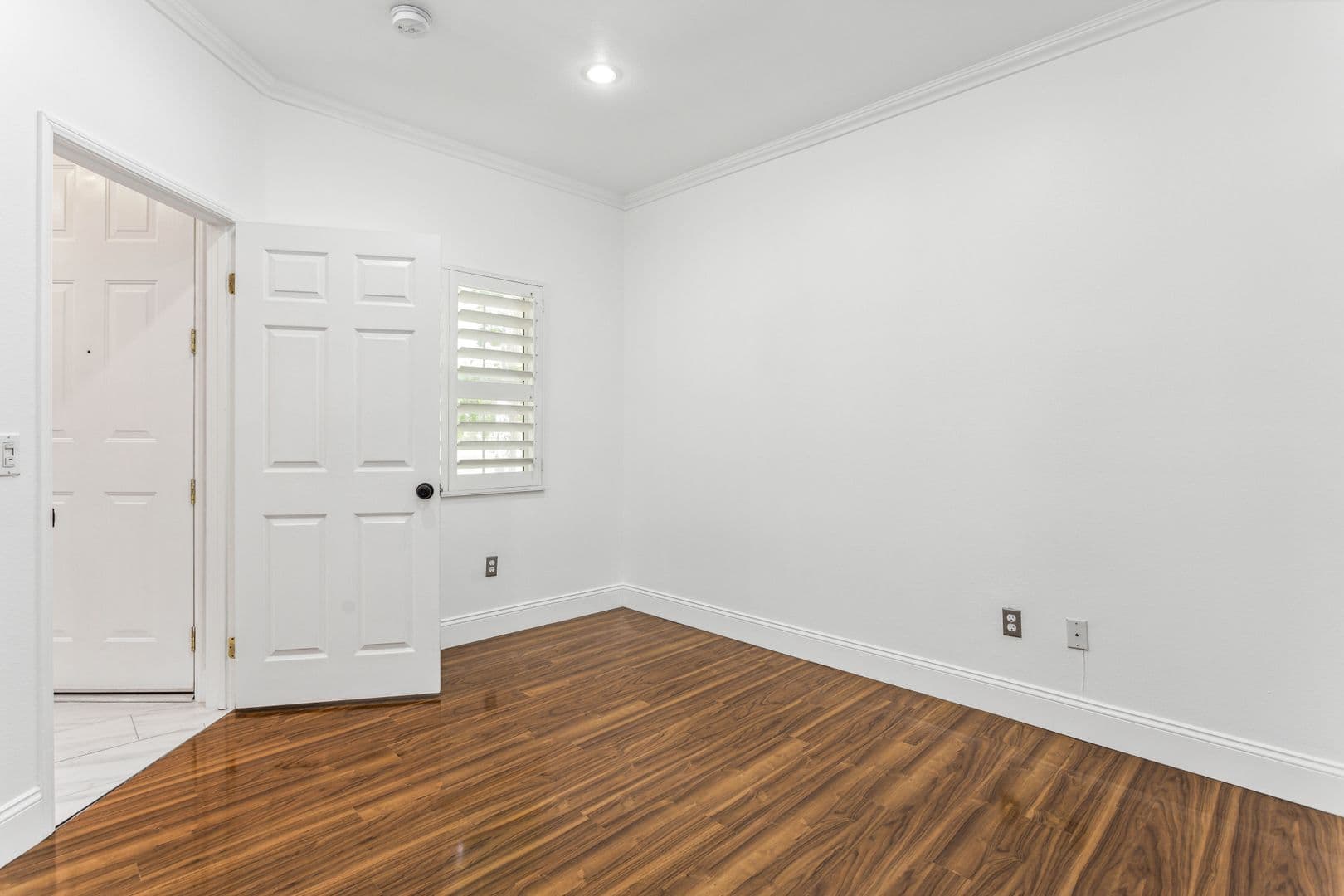 Los Angeles House: 4600 Don Lorenzo Dr