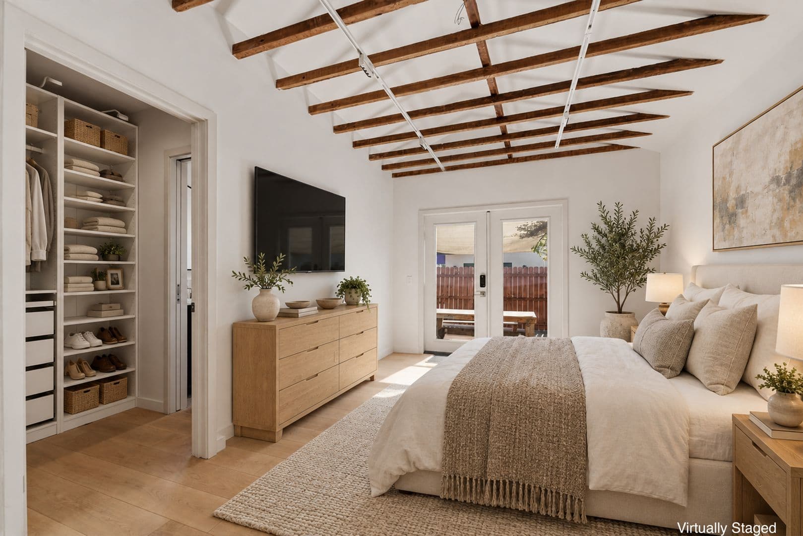 Los Angeles Apartment: 1756 W 37th Dr