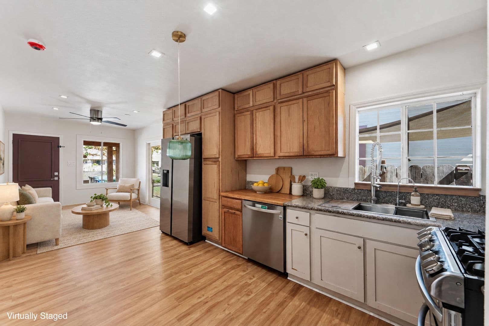 Los Angeles Apartment: 1756 W 37th Dr