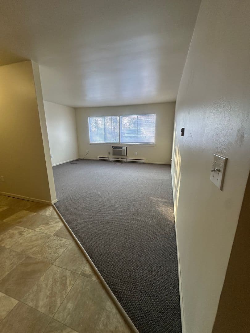Racine Apartment: 5021 Byrd Ave.