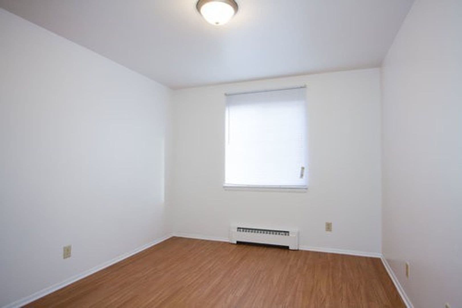 Racine Apartment: 2400 Northwestern Ave