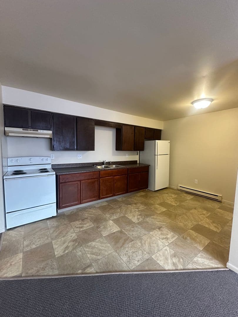 Racine Apartment: 5021 Byrd Ave.