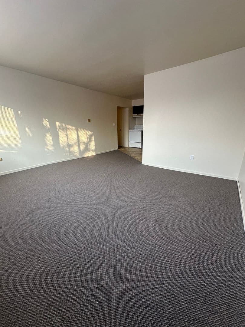 Racine Apartment: 5021 Byrd Ave.
