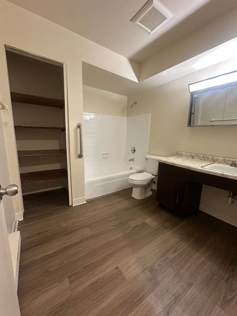 Racine Apartment: 5021 Byrd Ave.