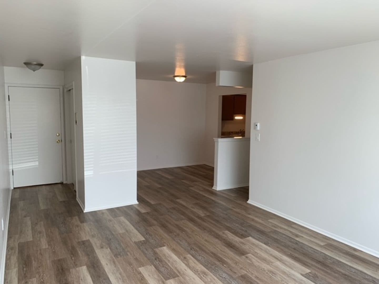 Racine Apartment: 2400 Northwestern Ave