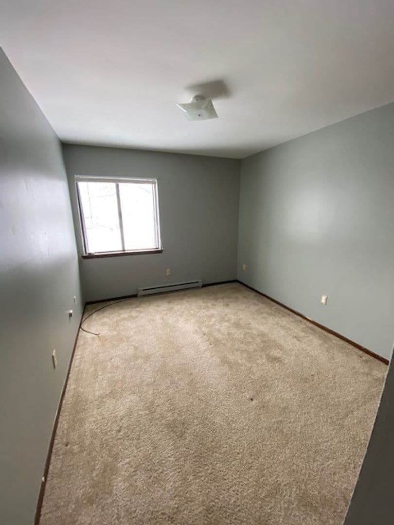 Racine Apartment: 5021 Byrd Ave.