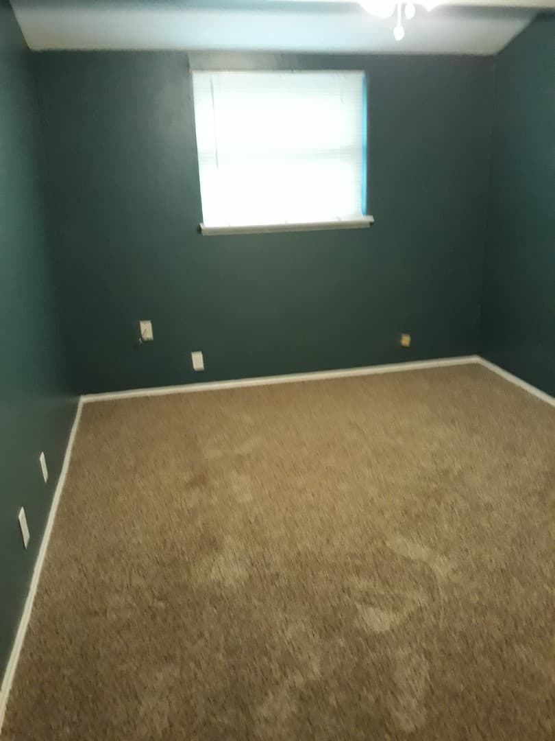 Burleson House: 808 SW Sunnybrook Dr