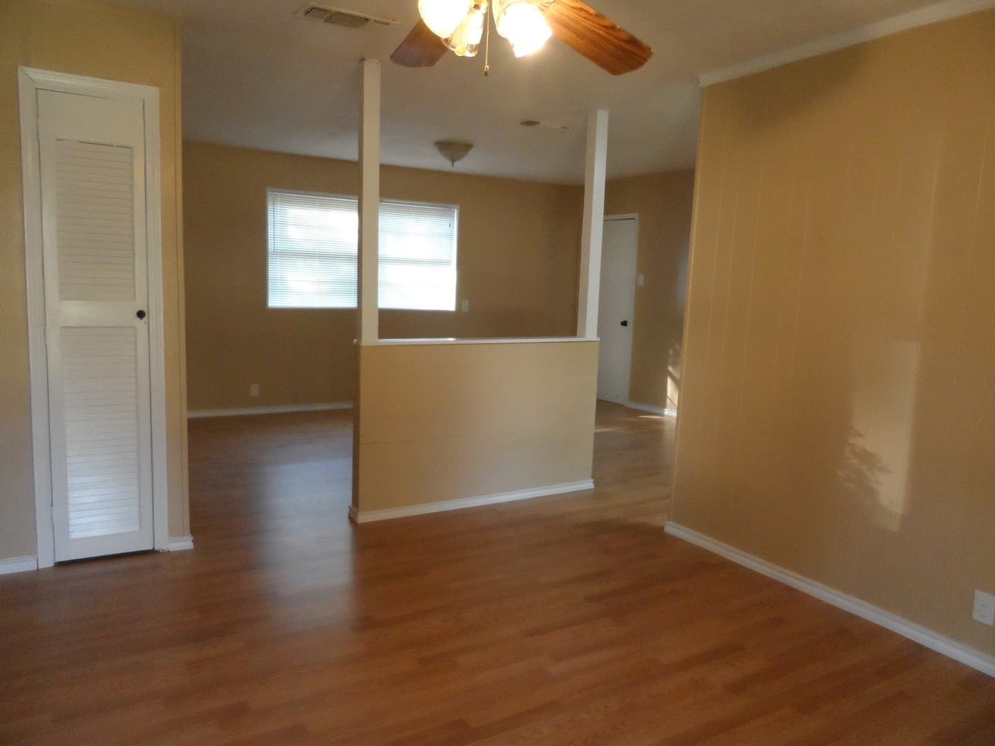 Burleson House: 808 SW Sunnybrook Dr