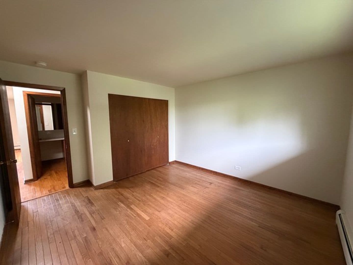 Libertyville Apartment: 820-880 N. Milwaukee Ave.