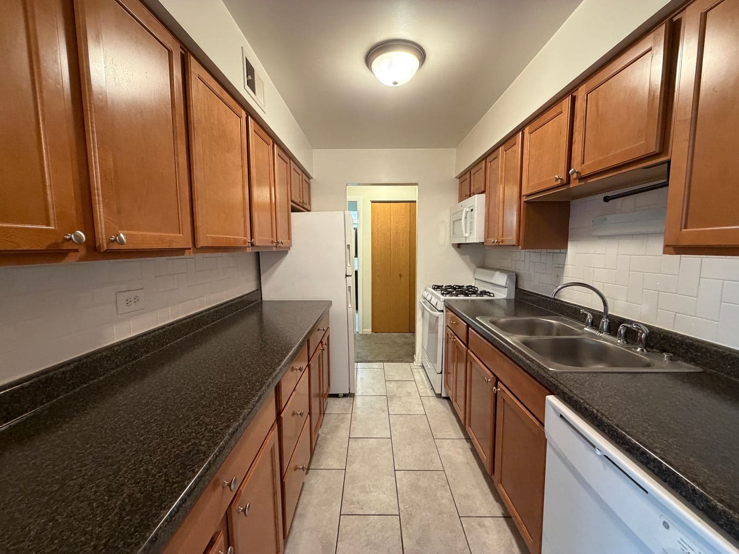 Lake Zurich Apartment: 241-245 W. Main St.