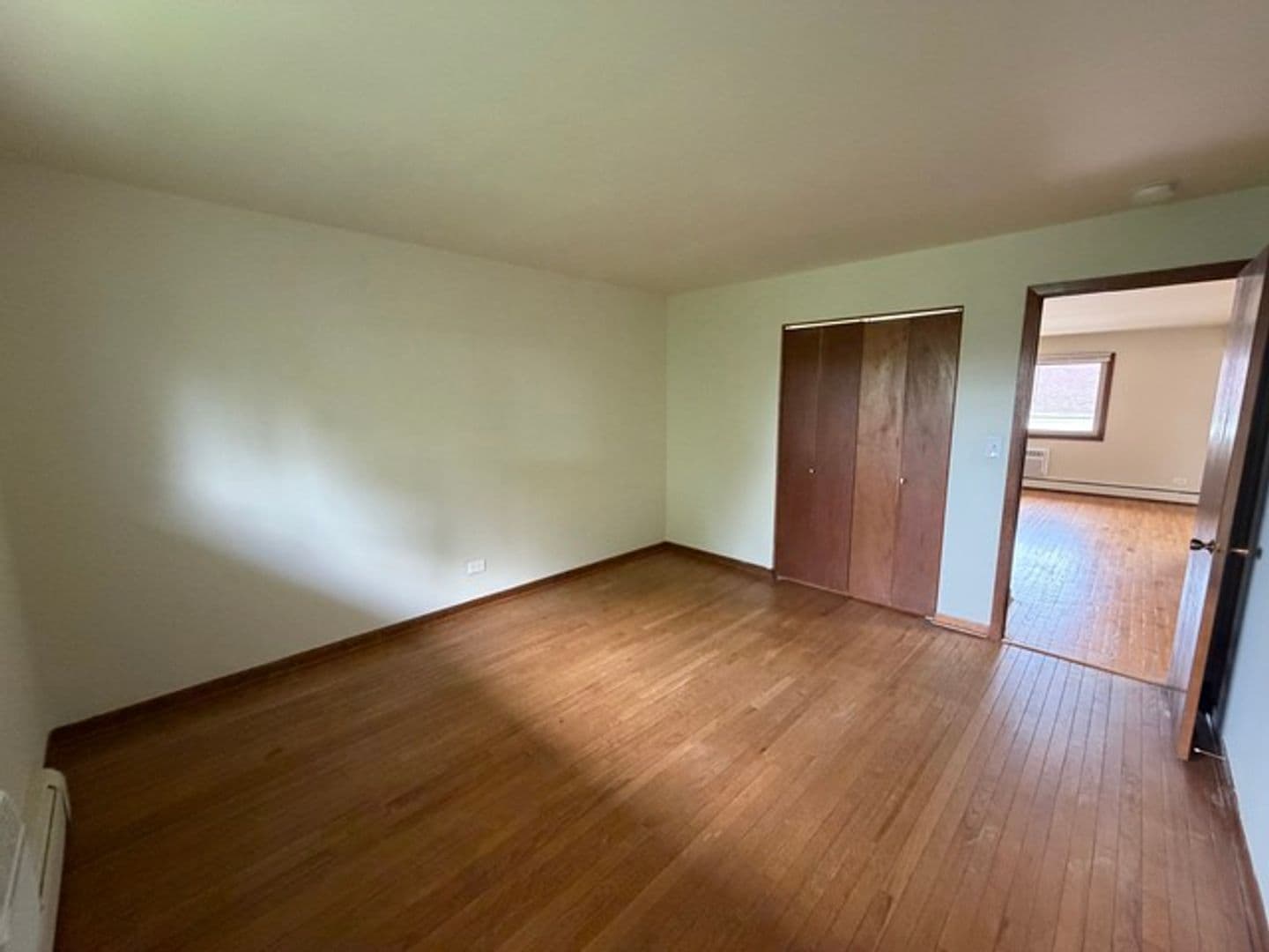 Libertyville Apartment: 820-880 N. Milwaukee Ave.