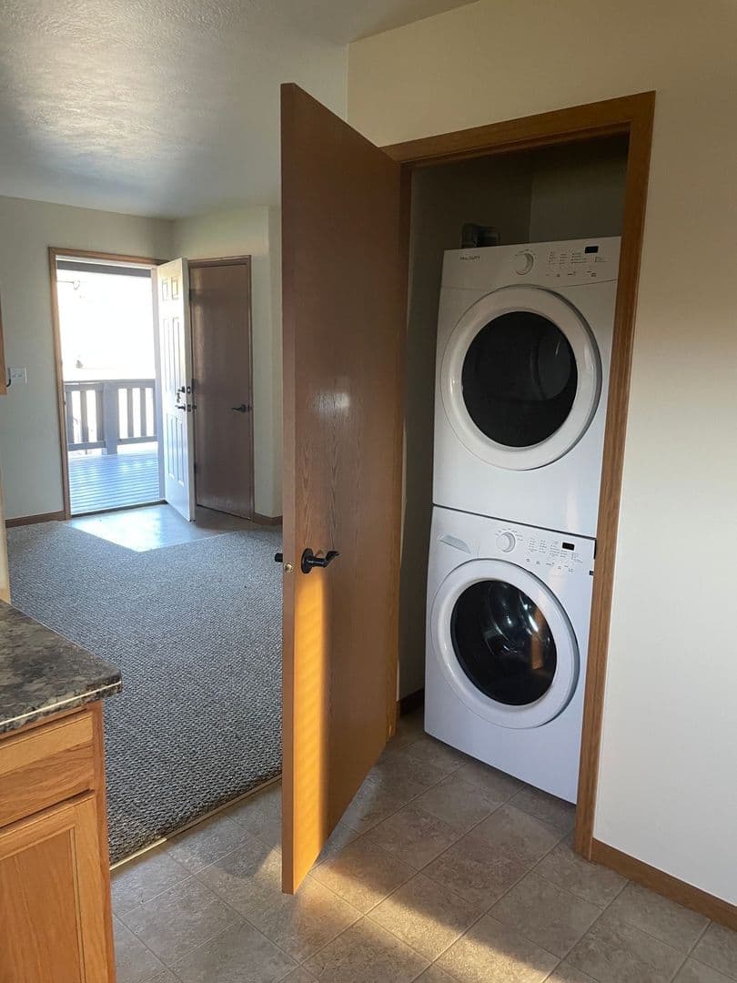 Butte Apartment: 2603 Argyle Street