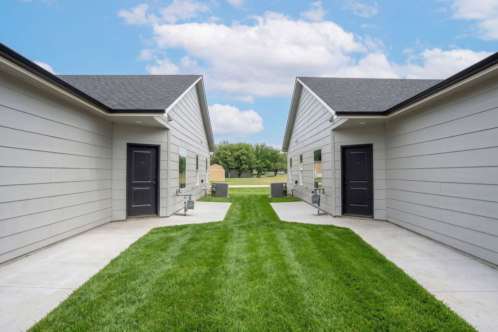 Haysville Multiplex: CPV Duplexes - 2120 E Plaza Court