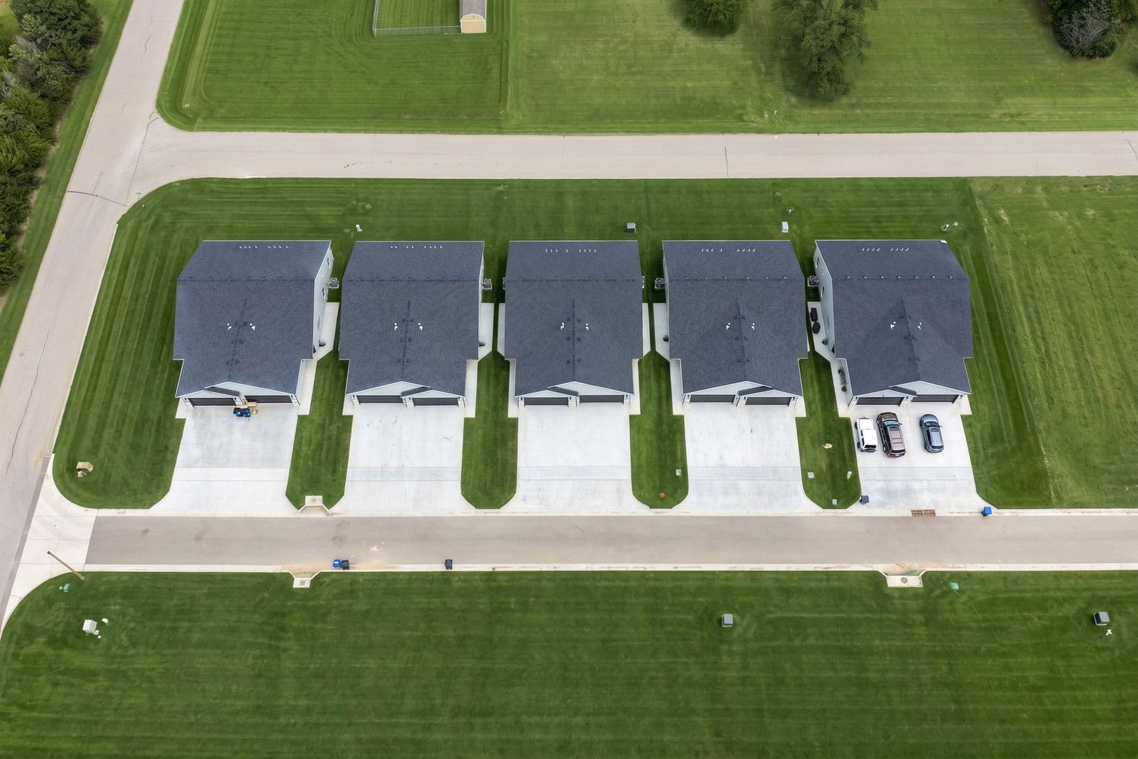 Haysville Multiplex: CPV Duplexes - 2120 E Plaza Court
