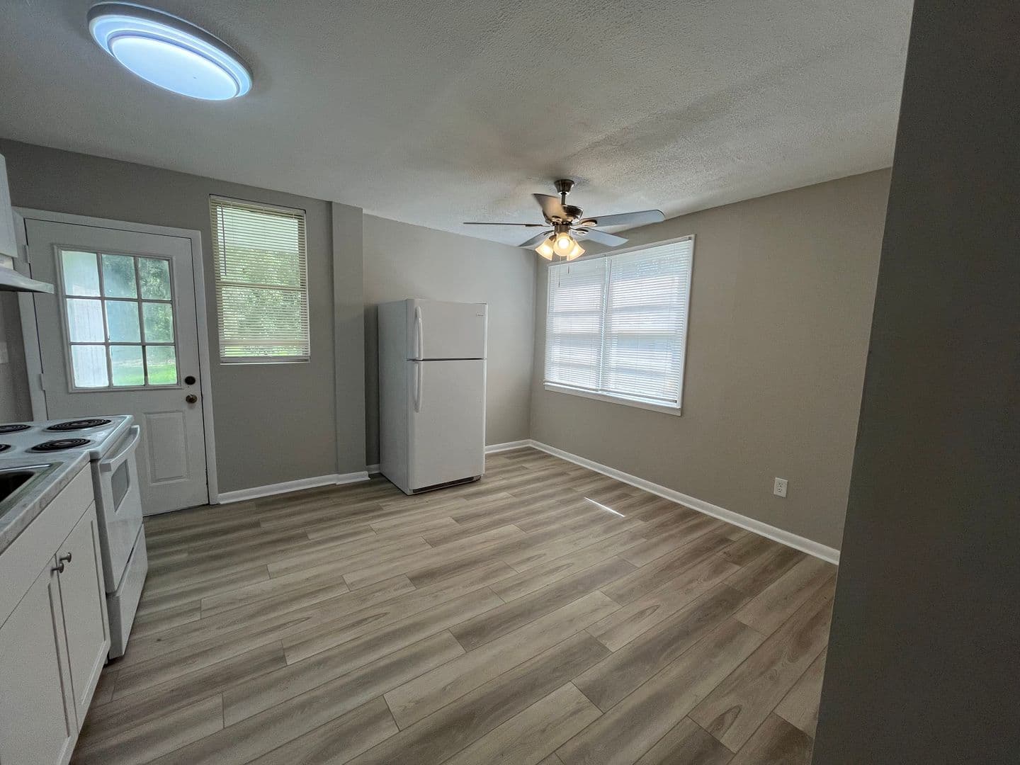 Savannah Apartment: 760 Highway 30