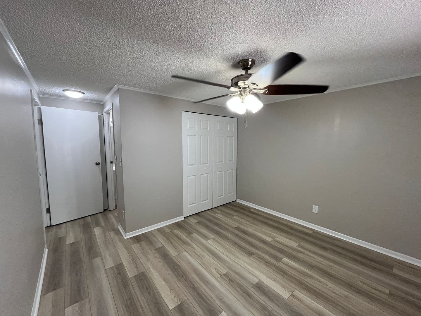 Savannah Apartment: 6815 Waters Ave