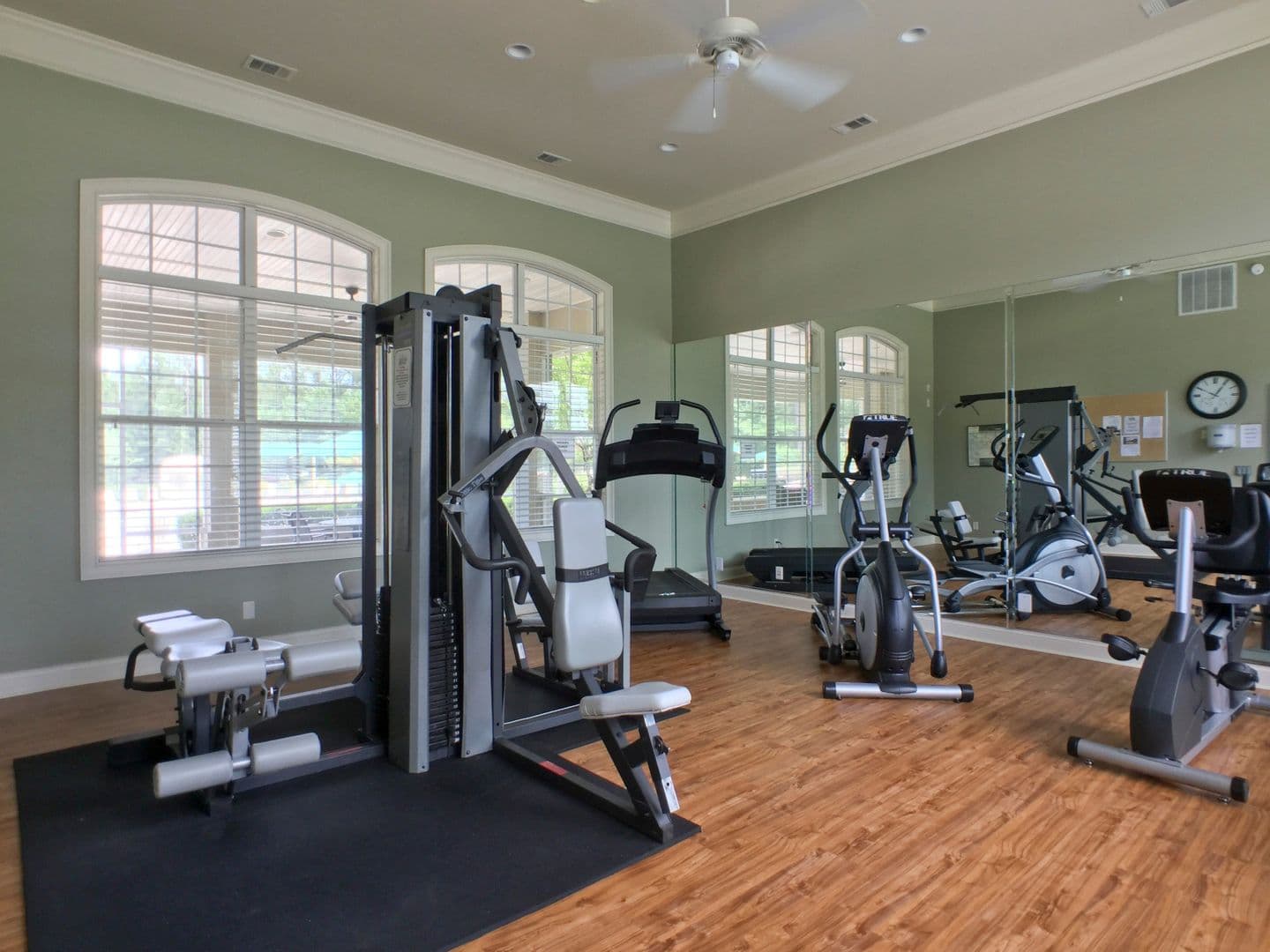 Pooler House: 128 Arbor Village Dr