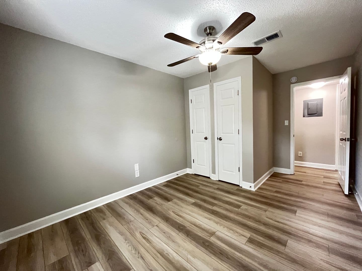 Savannah Apartment: 10612 Middleground Rd