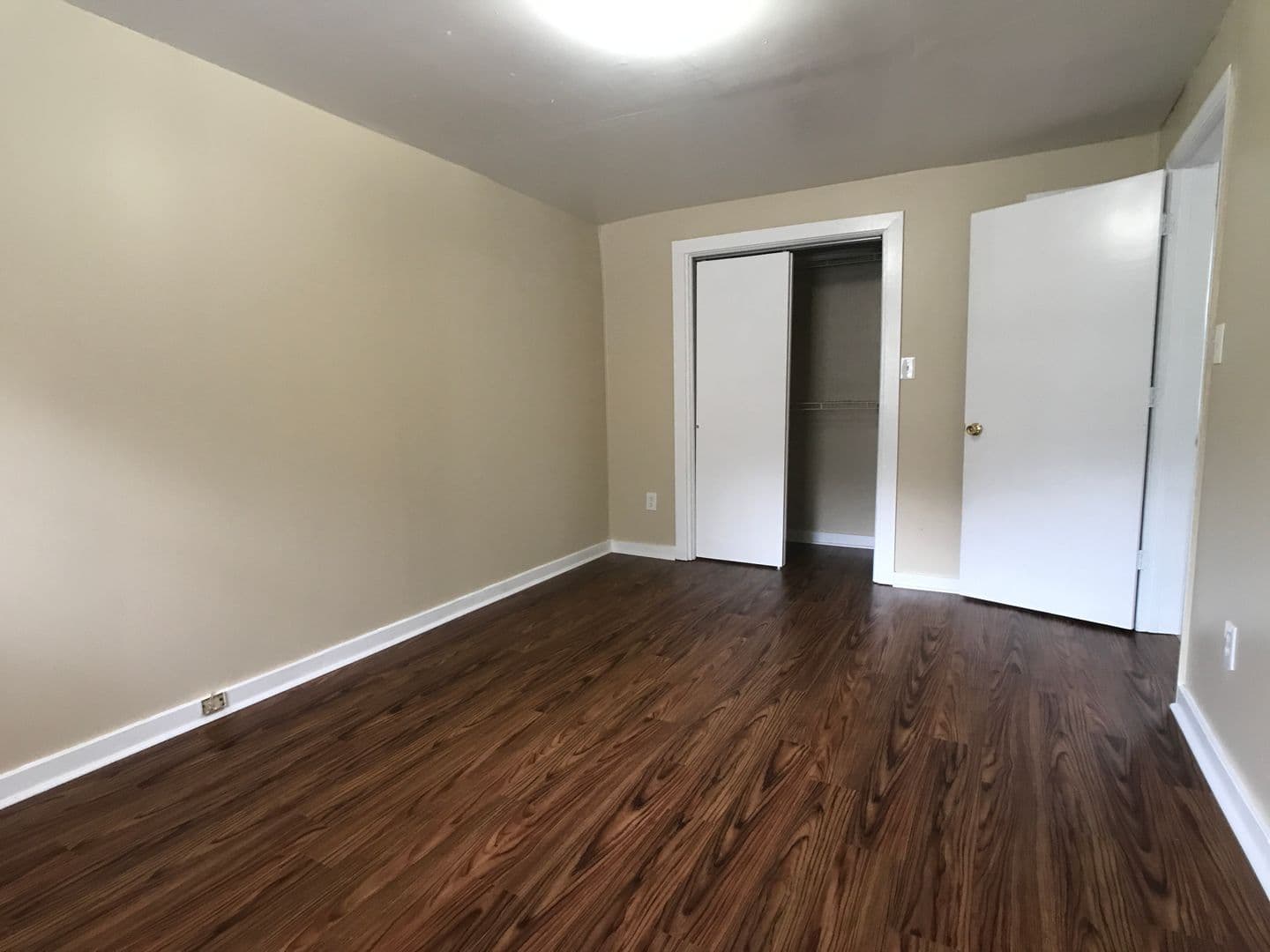 Savannah House: 1122 1/2 E 37th St
