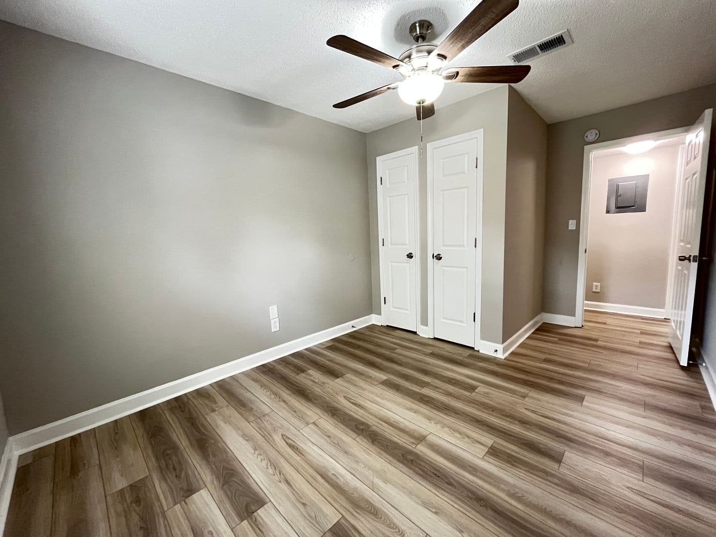 Savannah Apartment: 10612 Middleground Rd