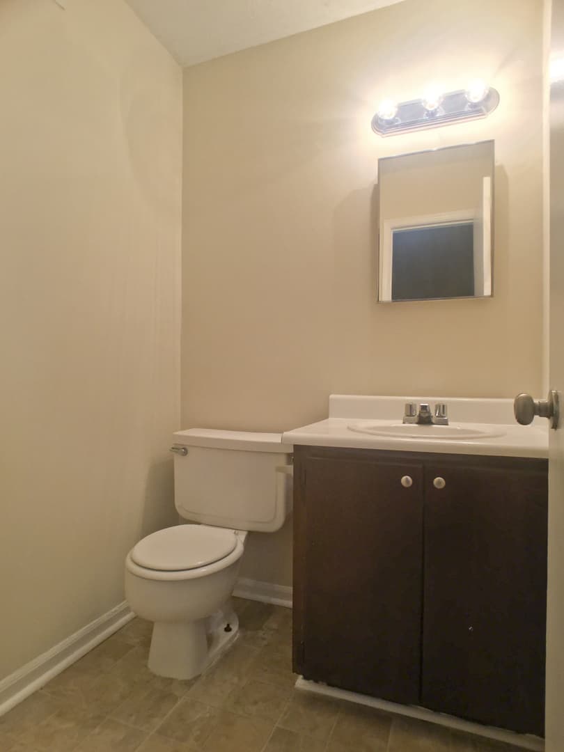 Springfield Apartment: 301 E 2nd Street