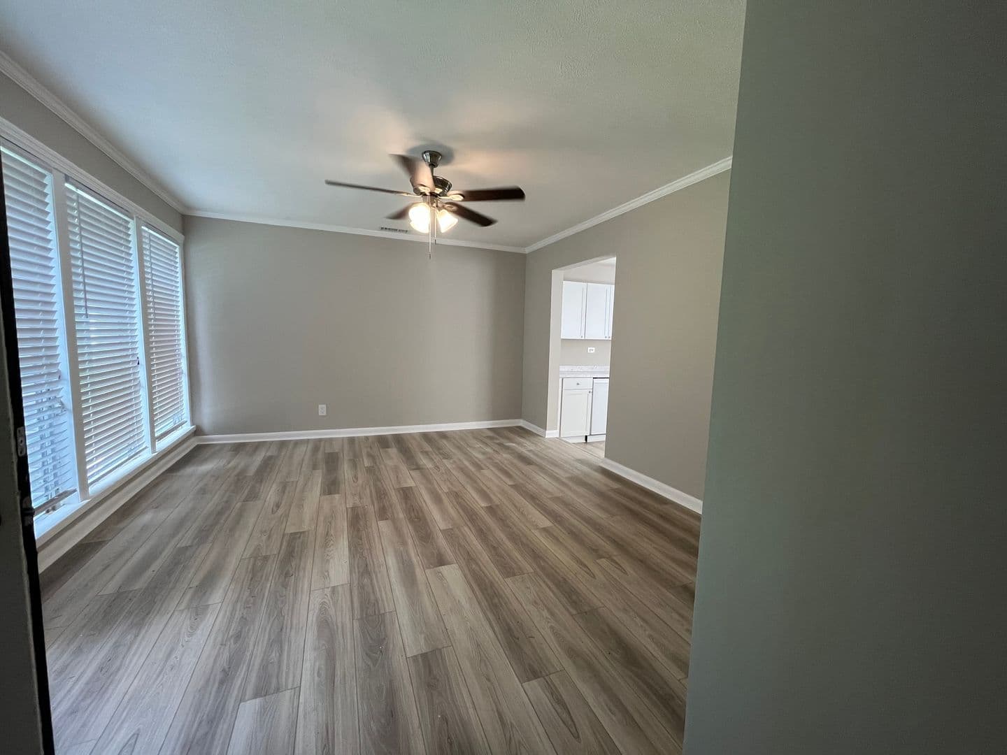 Savannah Apartment: 760 Highway 30