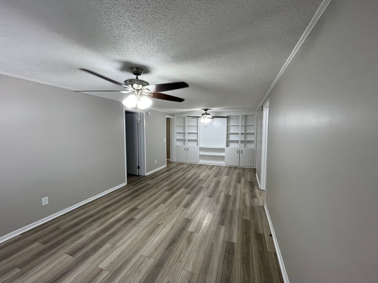 Savannah Apartment: 6815 Waters Ave