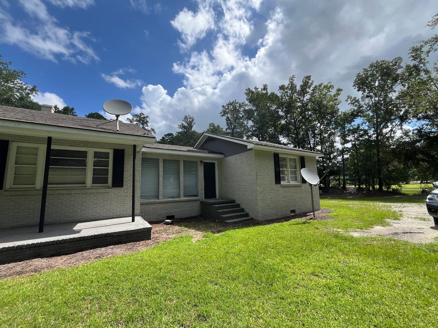 Savannah Apartment: 760 Highway 30